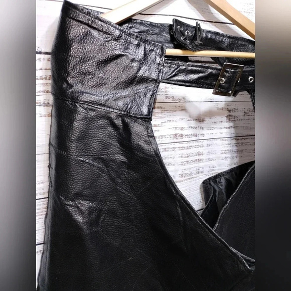 Diamond Plate Buffalo Leather Chaps Black size XL Motorcycle Biker Harley Moto - Picture 2 of 7